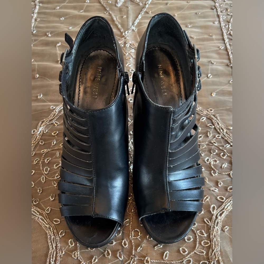 EUC Nine West Black Women's Shoes